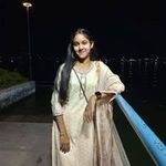BLOOMING QUEEN ALISHA 🌹 - @my_self_.alisha - Instagram