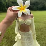 Alis.ha - @alishasells1 - Instagram
