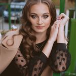 Alison Abraham - @alisonabraham107 - Instagram