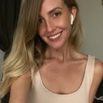 Alison Brooke - @alisyourgal - Instagram