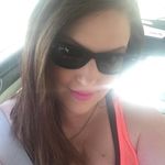 Allison Cantrell - @winehustlingmama - Instagram