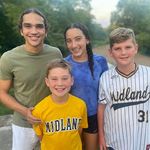 Alison Ewing - @alisonf61 - Instagram