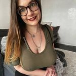 Alison Glover - @alisonglover301 - Instagram