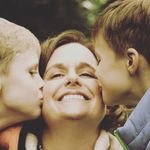 Alison Heller - @aokandtheboys - Instagram