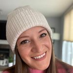 Alison McKay - @ali_and_akula - Instagram