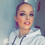 Alison Strong - @alisonstrong1 - Instagram