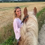 Alix - @_alixrobinson - Instagram
