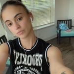 Alix Robinson - @someonetookalllixx - Instagram