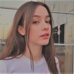 Aliza James - @alizajames.trader - Instagram