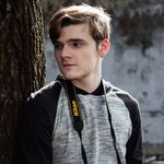 Allan Anthony - @pineappleswiss - Instagram