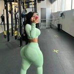 Rose Ella - Facebook