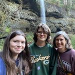 Allison Abbott - @shinytoaster2 - Instagram
