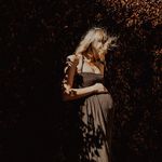 Allison Blake Birth Co. - @allisonblakephoto - Instagram