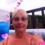Alison Brewster - @allymb76 - Instagram