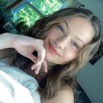 Allie Ferrell - @allison.ferrell.16 - Instagram