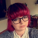 Allison Geller - @the_pink_haired_baker - Instagram