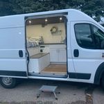 Allison Meier Chippendale - @cassiopeia.the.van - Instagram