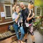 Alison Napier - @that__awkward__family - Instagram