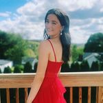 Ally - @allisonemcneff - Instagram