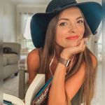 Ally Bryan - @allysbookshoparoundthecorner - Instagram