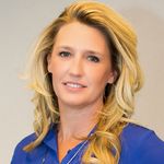 Allyson Fernandes - @allysonsellshomes - Instagram
