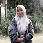 Alma Wulandari - @almawuln - Instagram