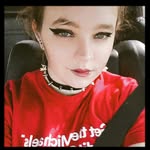 Aly Bennett - @moth.and.mushrooms - Instagram