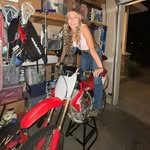 Alyssa Brooks - @alybrooksspam - Instagram