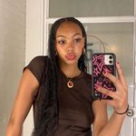 a ⭐️ - @alyse.simone - Instagram