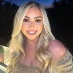 Alyse Walker - @alysevwalker - Instagram