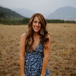 Alyssa Bowen - @awelltraveledhomebody - Instagram
