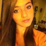 Alyssa Blake - @blueeyedbanana23 - Instagram
