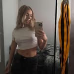 Alyssa Holmes - @alyssaholmes_21 - Instagram