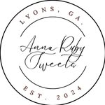 Allison McLain & Anna Cuevas - @annaruby_sweets - Instagram