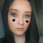 Alyssa beebe - @lyssabee2001 - Instagram