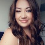 Alyssa Bott - @hair.by.alyssa_b - Instagram