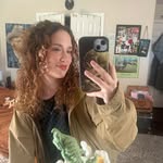 Alyssa Champion - @nouser1112345 - Instagram
