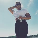 Alyssa Colbert - @goats_and_hoe - Instagram