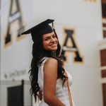 Alyssa - @alyssadibeneditto - Instagram