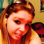 Alyssa Eckert - @alyssaeckert1214 - Instagram