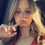 Alyssa Estes - @lyssa_estes - Instagram