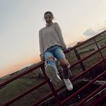 alyssa’s closet - @alyssagamble.closet - Instagram