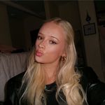 alyssa - @alyssalair - Instagram