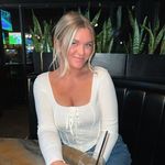 Alyssa Lay - @alyssalay - Instagram