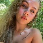 Alyssa Leach - @lyssalleach - Instagram