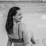 Alyssa - @alyssalearyphotography - Instagram