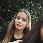 Alyssa Fan Acc😍 - @alyssalessard_fan - Instagram