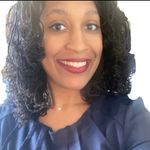 Alyssa Louise McCall - @siseveryoneneedstherapy - Instagram