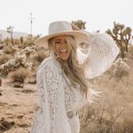 Alyssa Mott- Flight Atendant - @snyderryder - Instagram