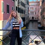 Alyssa Nickles - @helloitslyss - Instagram